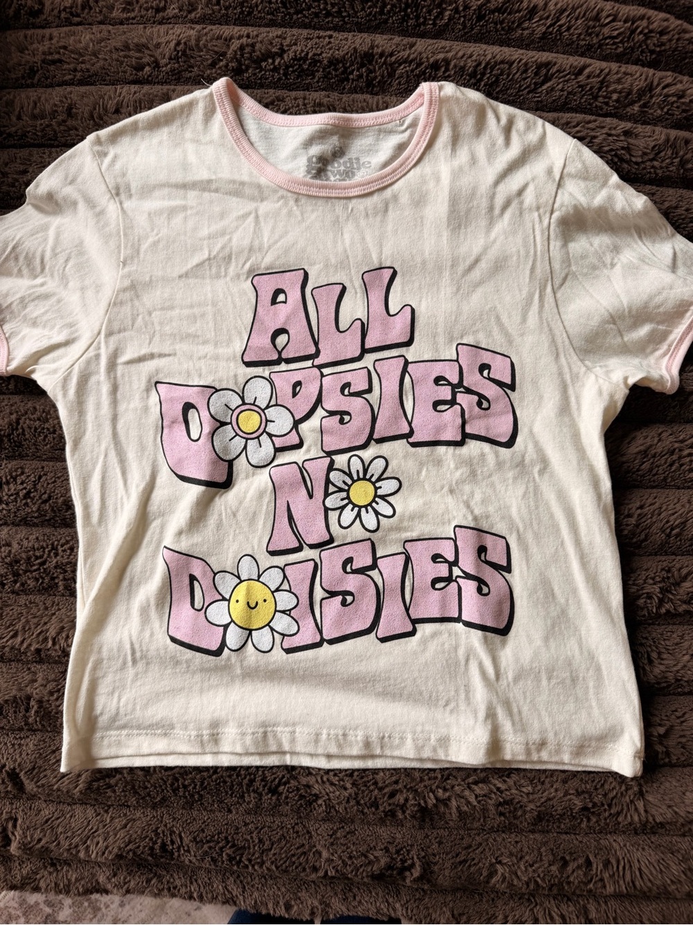 Cream Short-Sleeve Graphic Tee with Pink Daisy Text